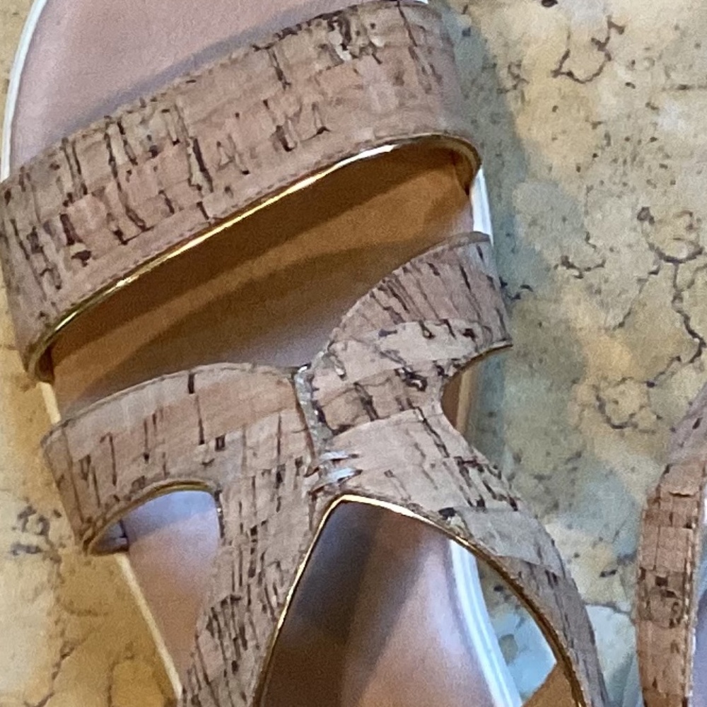 Johnston & Murphy Cora Natural Cork Gold Piped Wedge Comfort Cushioned Sandals - Picture 10 of 10